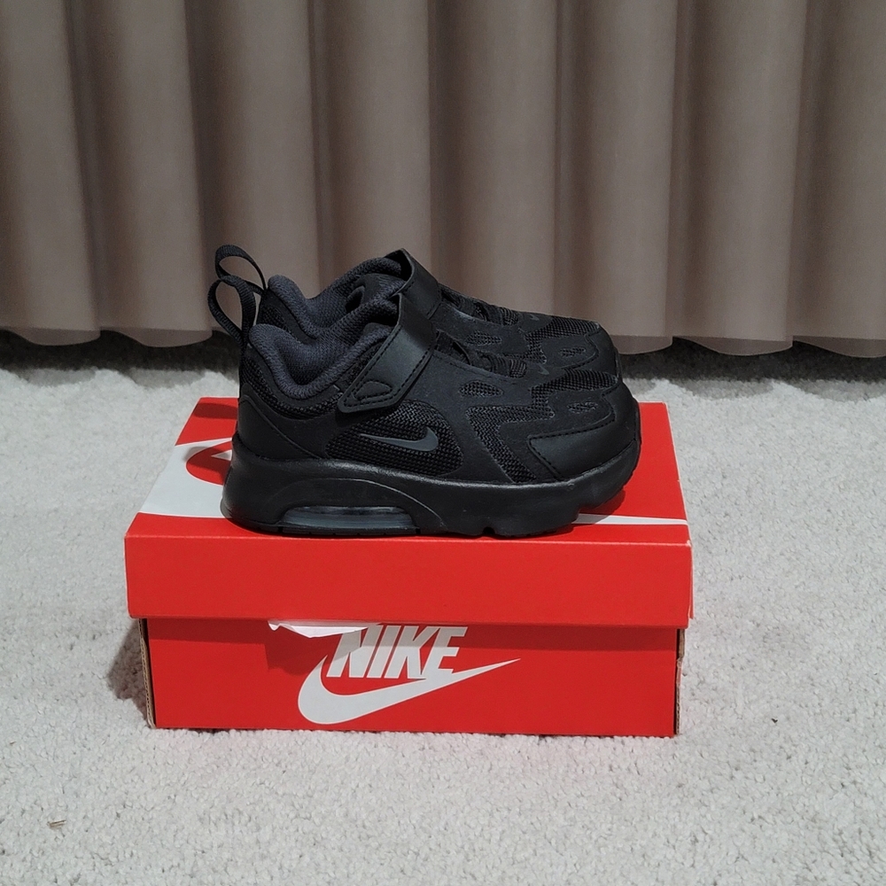 Nike Air Max 200
